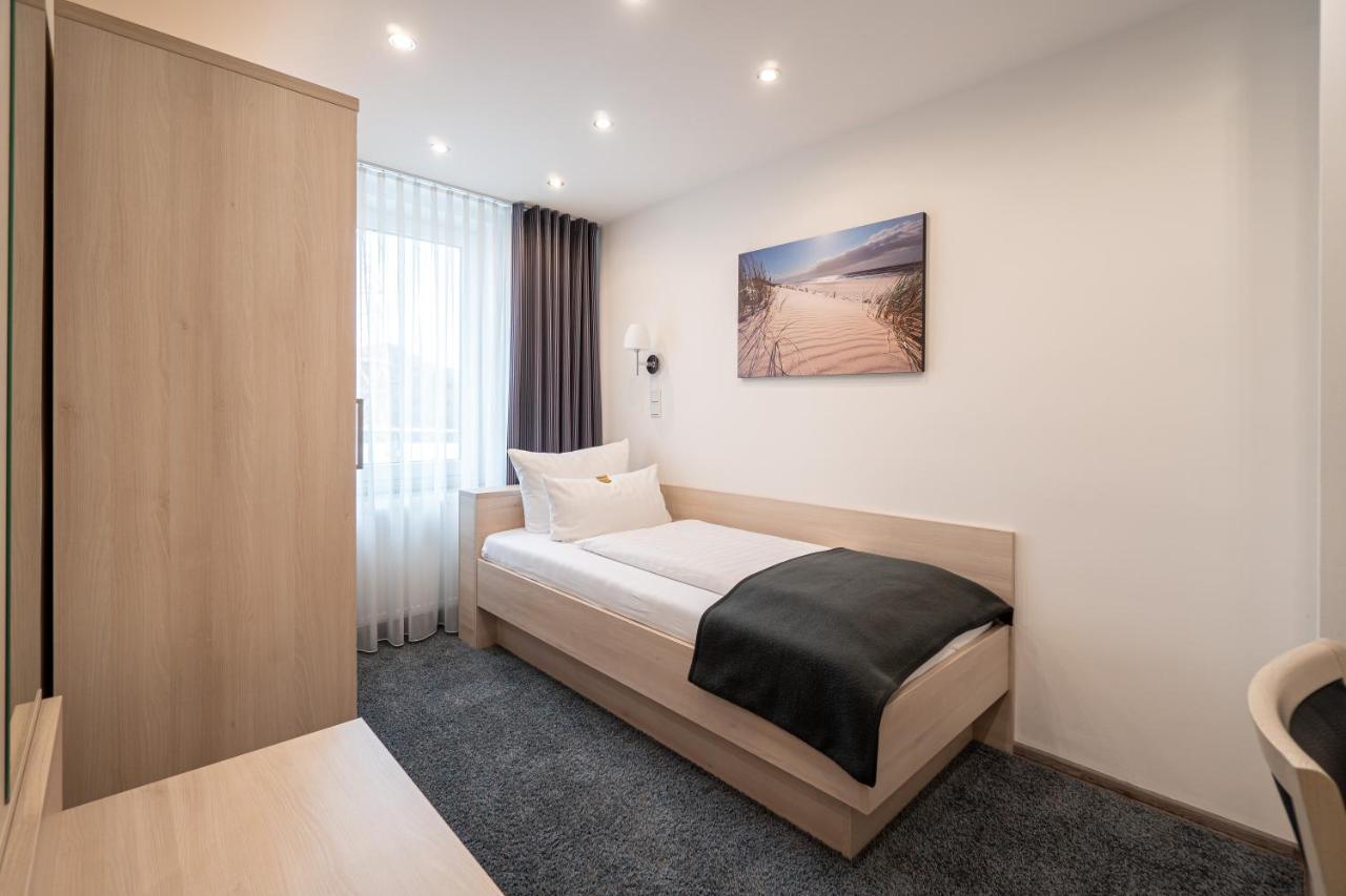 Hotel Deutscher Hof Кассель Екстер'єр фото