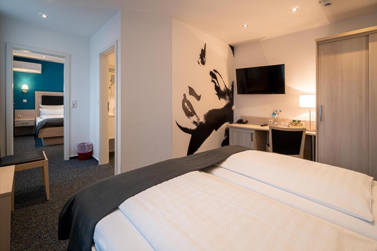 Hotel Deutscher Hof Кассель Екстер'єр фото