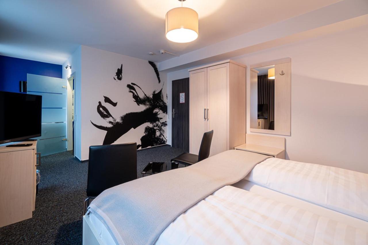 Hotel Deutscher Hof Кассель Екстер'єр фото