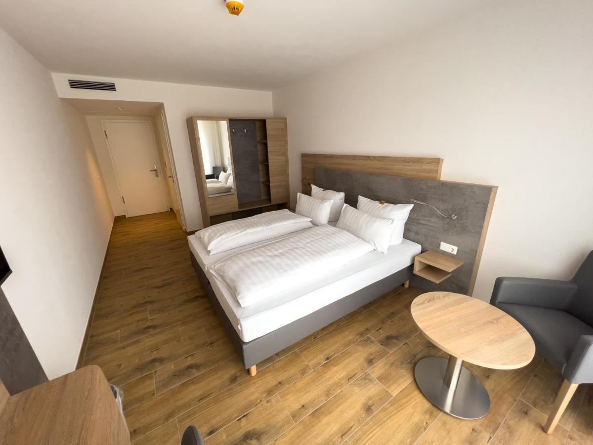 Hotel Deutscher Hof Кассель Екстер'єр фото